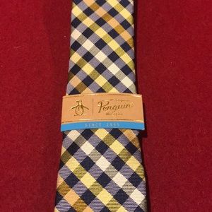 Penguin tie
